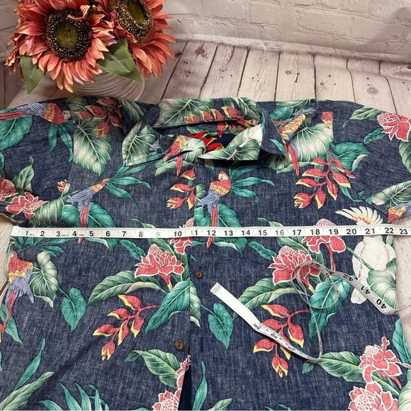 blue Hawaiian Floral Hawaiian short sleeve Shirt tropical parrots mens sz med - Picture 5 of 5